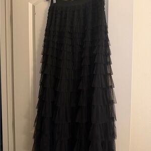 Chic Black Layered Maxi Skirt